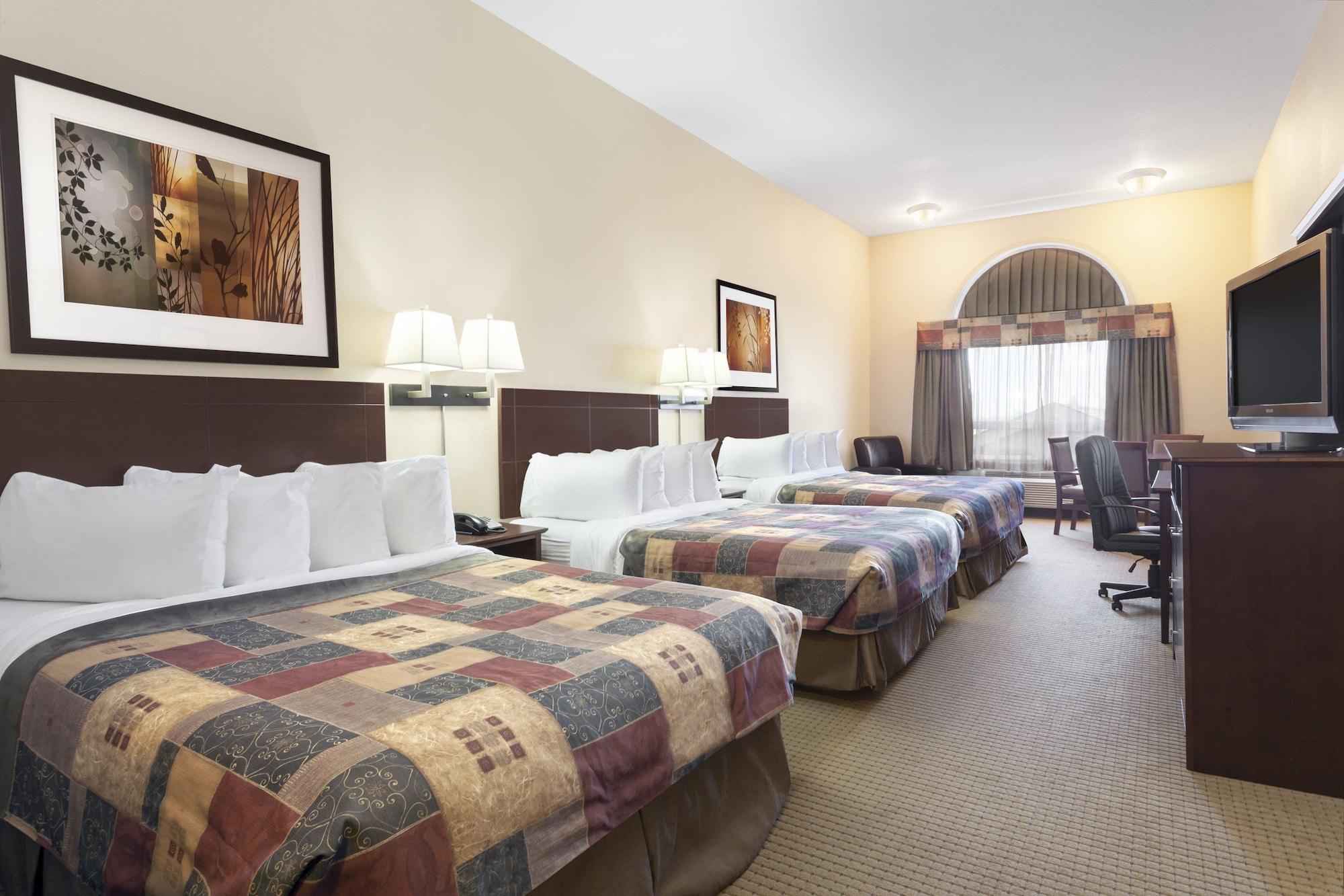Ramada By Wyndham High River Kültér fotó